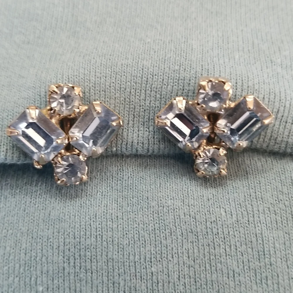 Vtg blue topaz rhinestone earrings